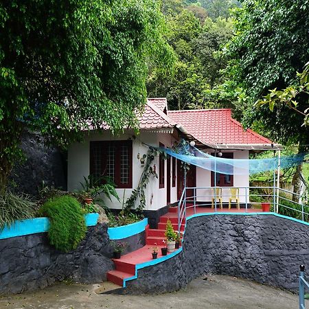 Oyo 10262 Hotel Munnar Rock Exterior foto